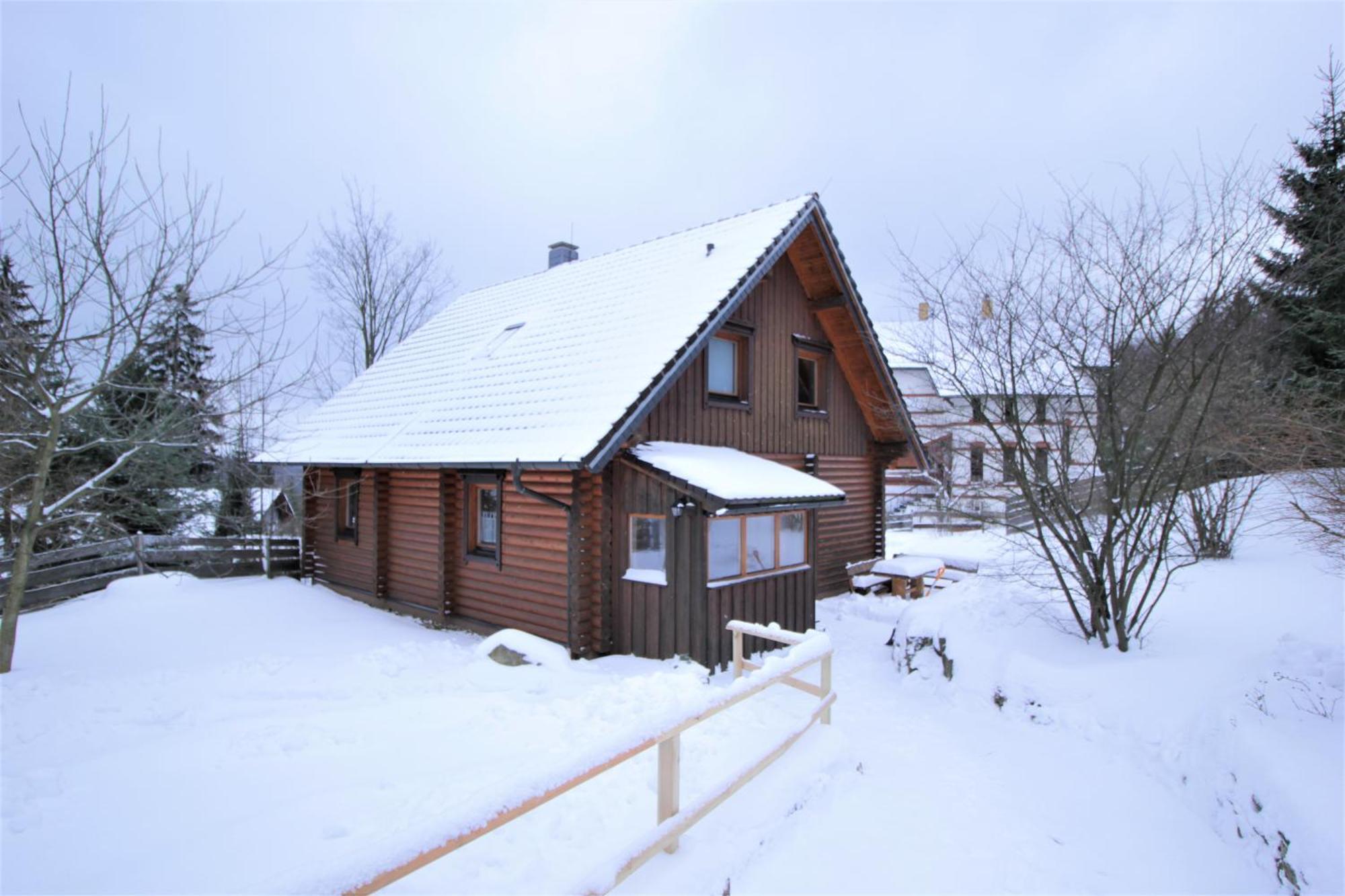 Oybiner Blockhaus Und Ferienwohnungen Hain  Exterior photo