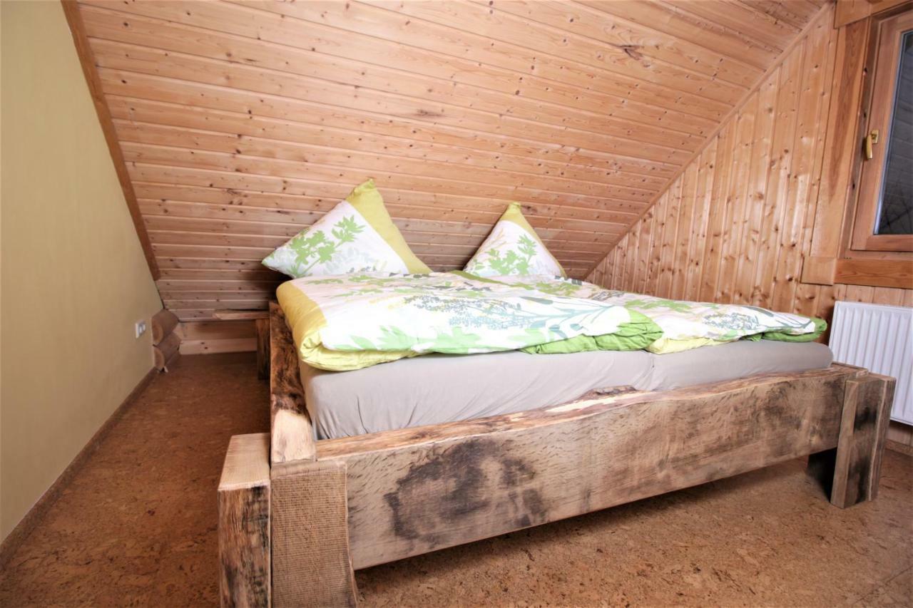 Oybiner Blockhaus Und Ferienwohnungen Hain  Exterior photo